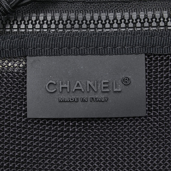 CHANEL Black Coco Mark Shoulder Bag - Picture 11 of 14